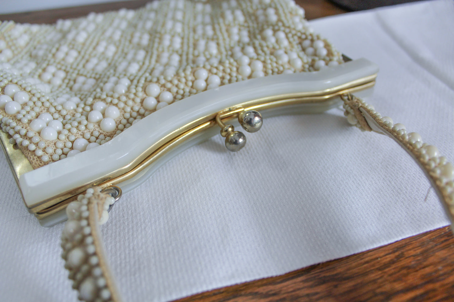 Vintage White Bead Handbag