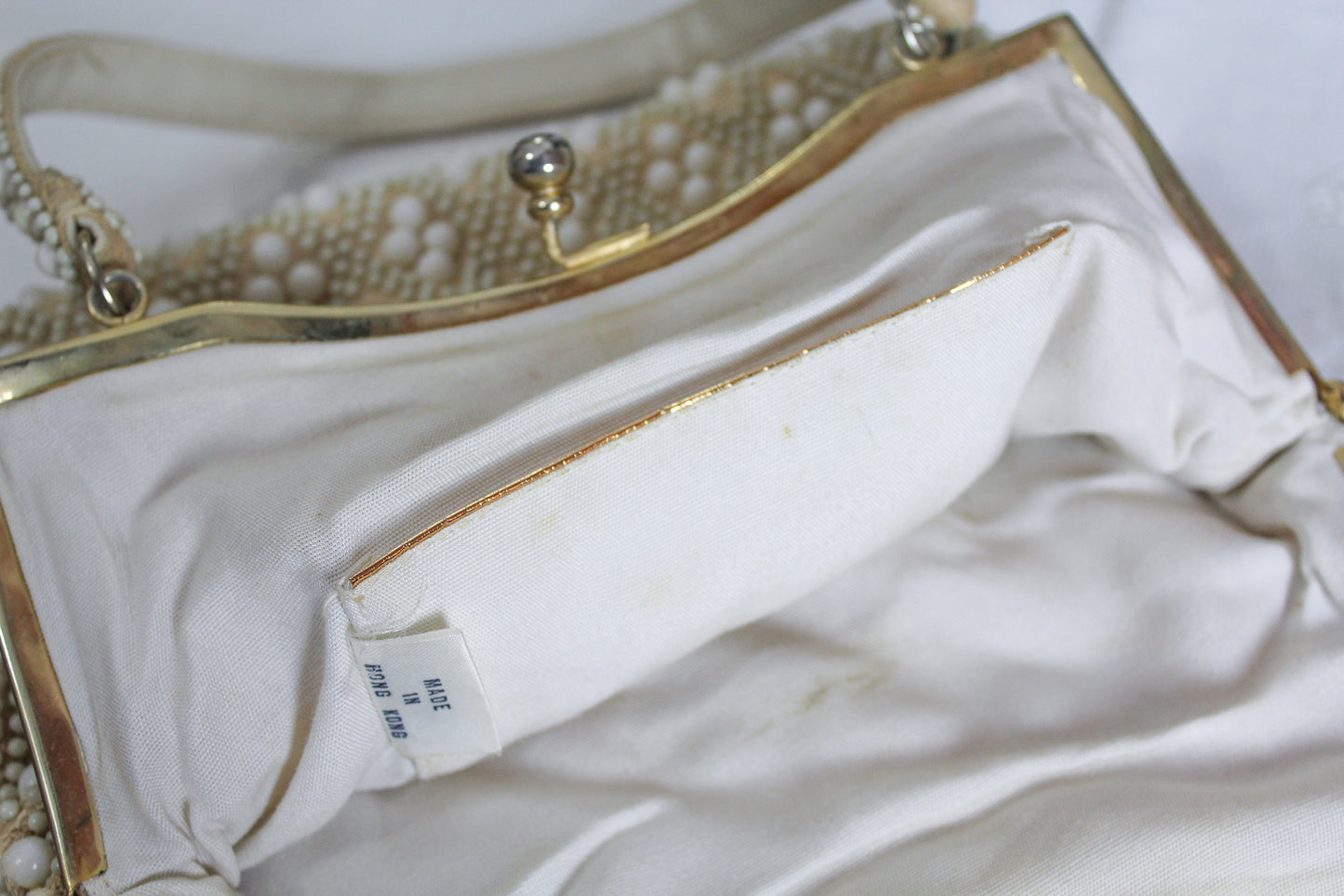 Vintage White Bead Handbag