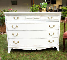 Load image into Gallery viewer, The Southern Charmer